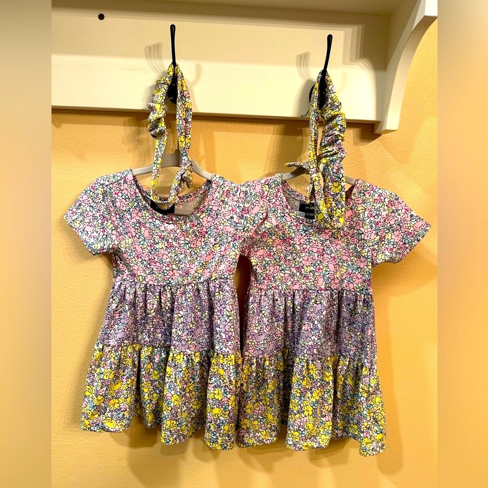 TWIN BUNDLE / Floral Dresses / Matching Headbands / 6-9months / LIKE NEW!